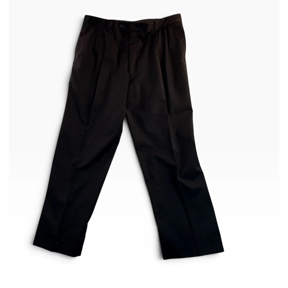 Jos A Bank Tuxedo Black 46R Wool Satin Trim Pleated Pant *Pin hole in lapel